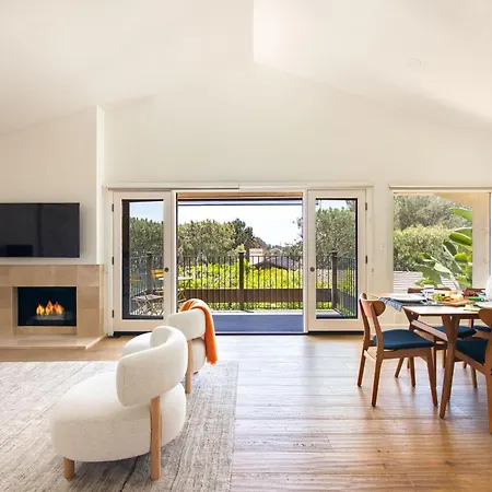La Jolla Hillside Views And Coastal Comfort